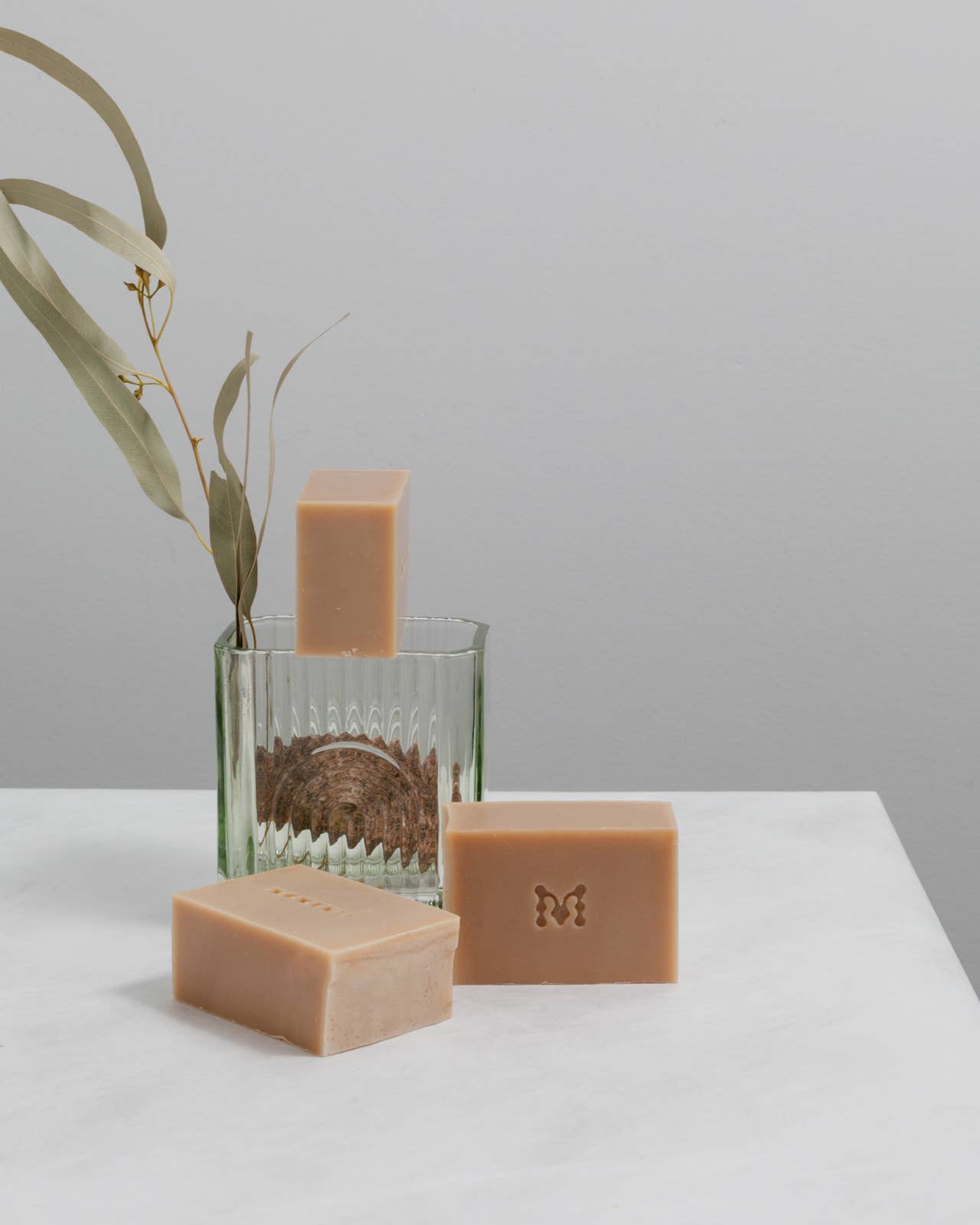 Momenti Botanicals Glow Soap Bar