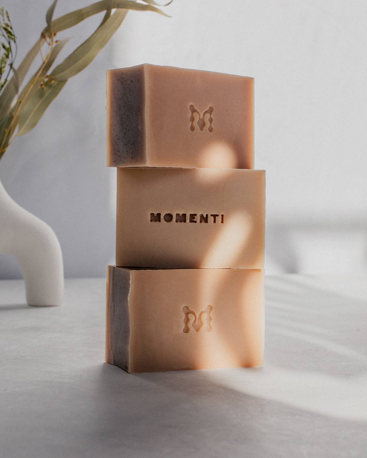 Momenti Botanicals Glow Soap Bar