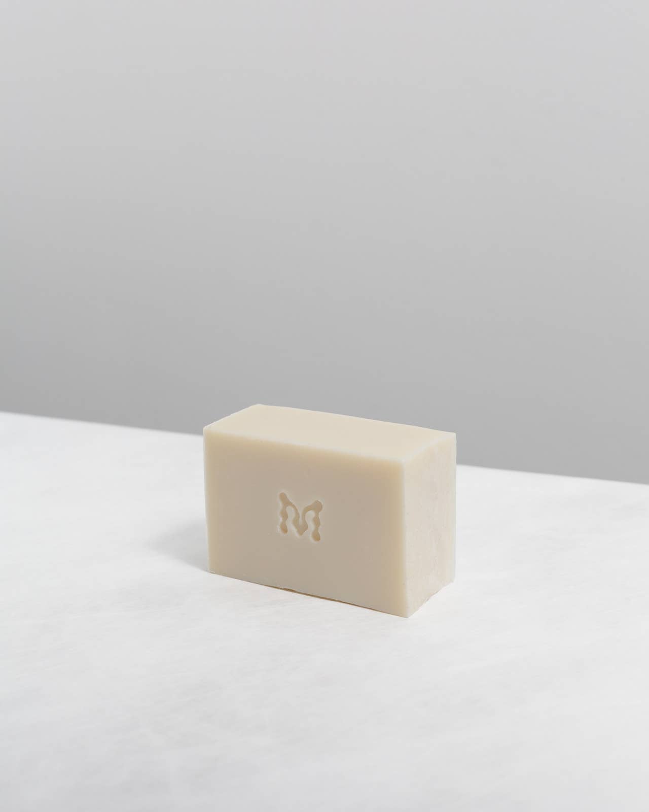Momenti Botanicals Moon Milk Soap Bar