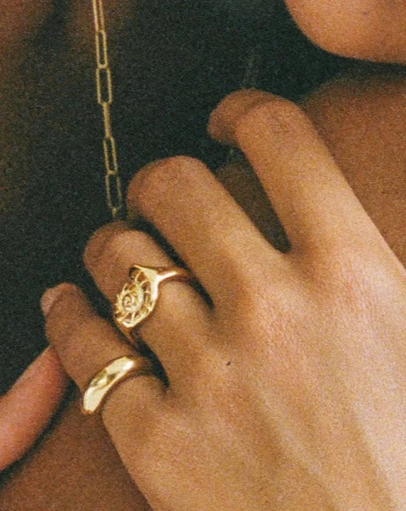 Rauw. We.ar The Sea Ring