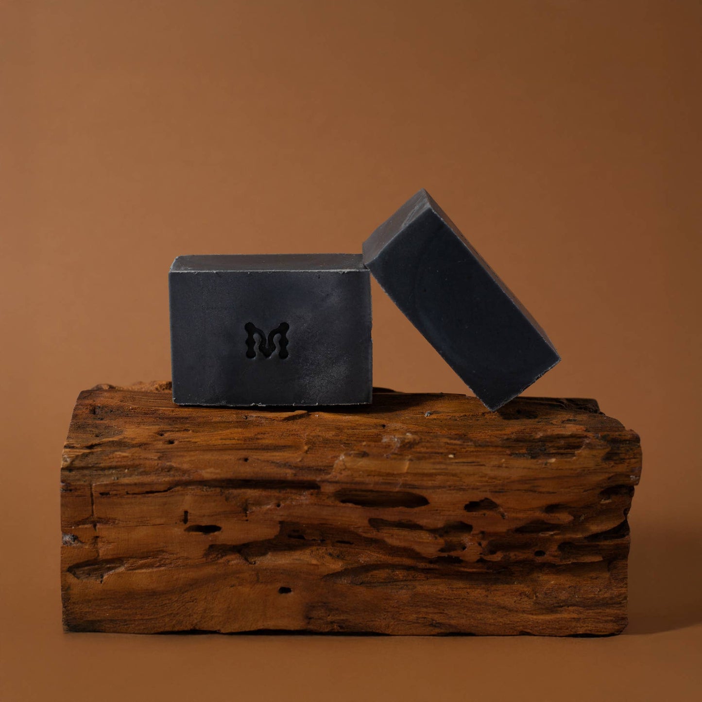 Momenti Botanicals Eclipse Soap Bar