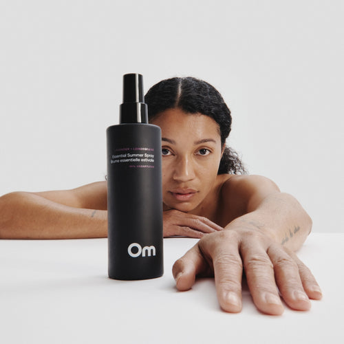 Om Organics Lavender + Lemongrass Essential Summer Spray