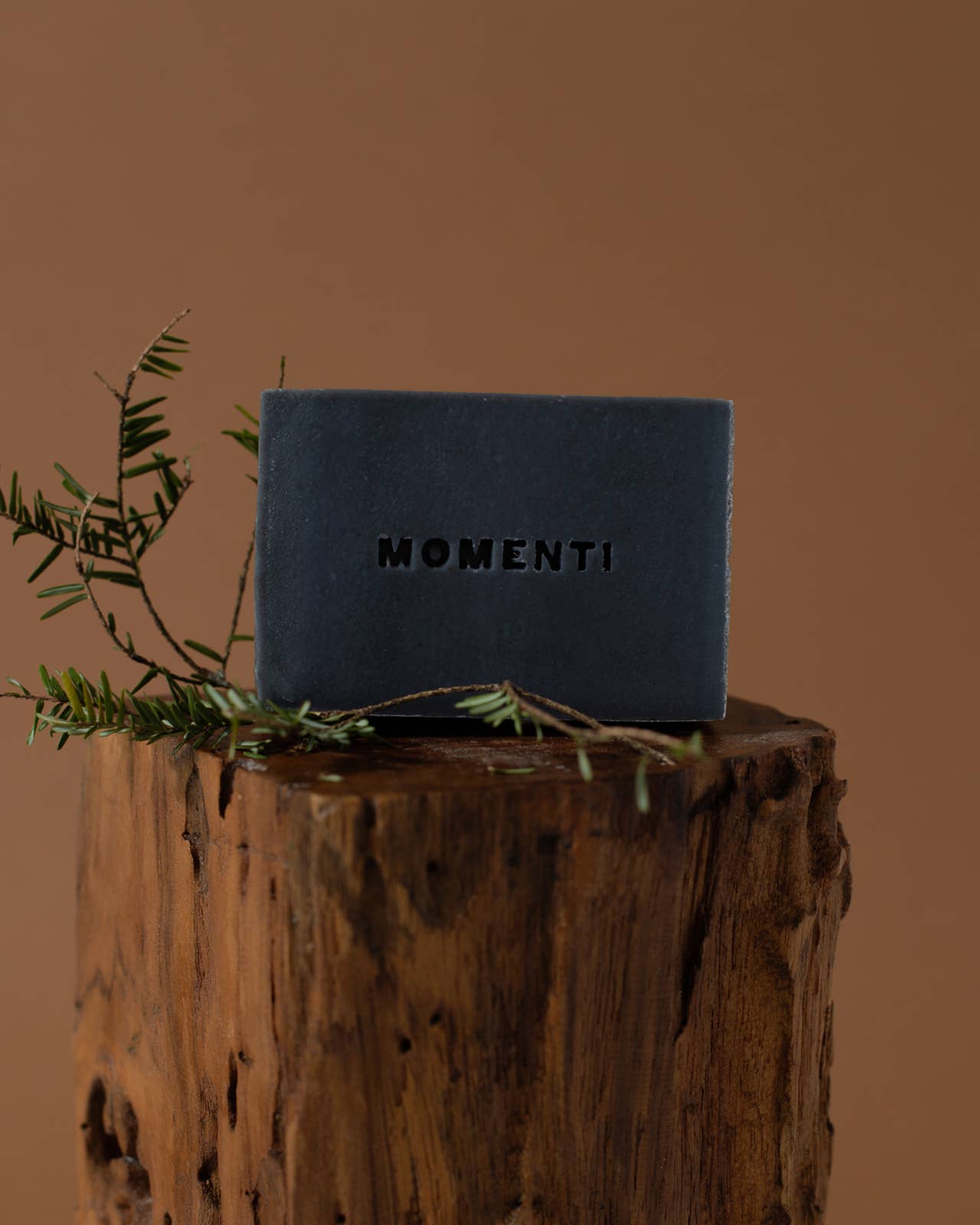 Momenti Botanicals Eclipse Soap Bar