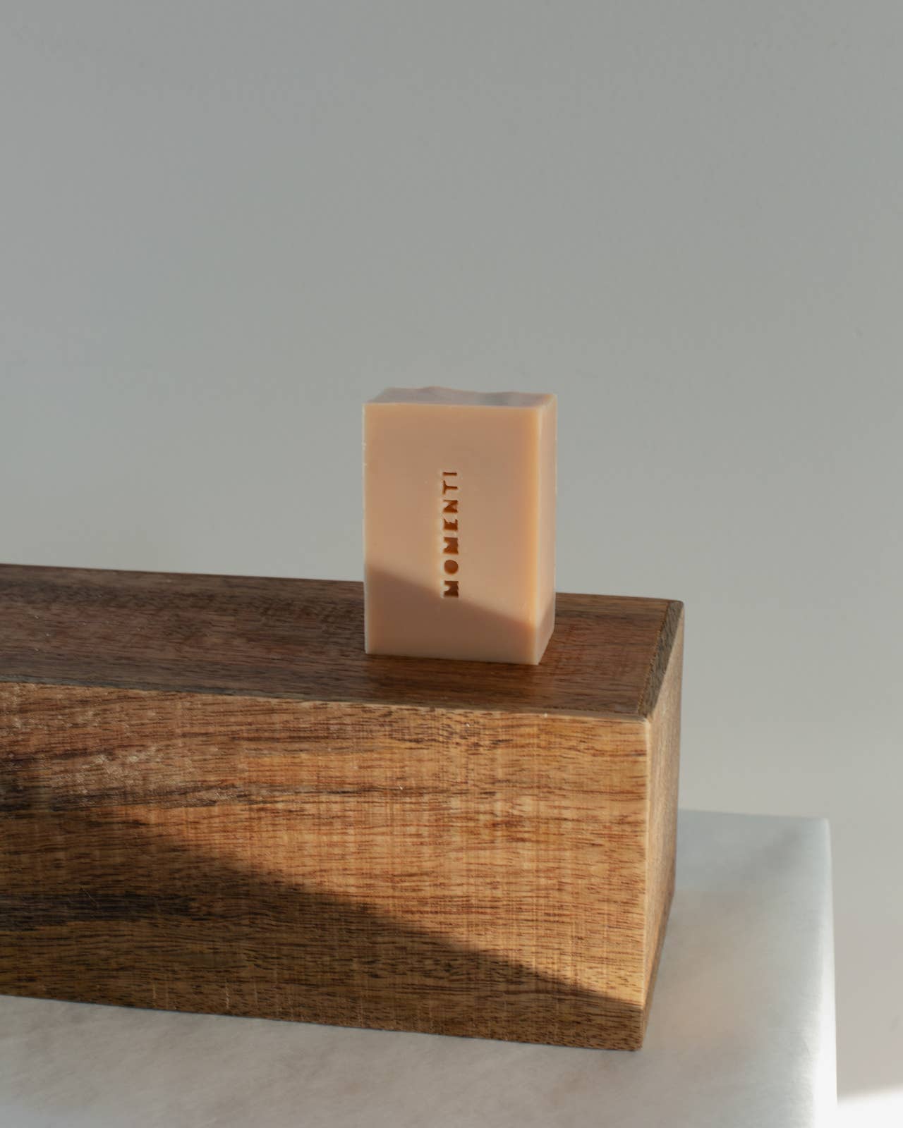 Momenti Botanicals Glow Soap Bar
