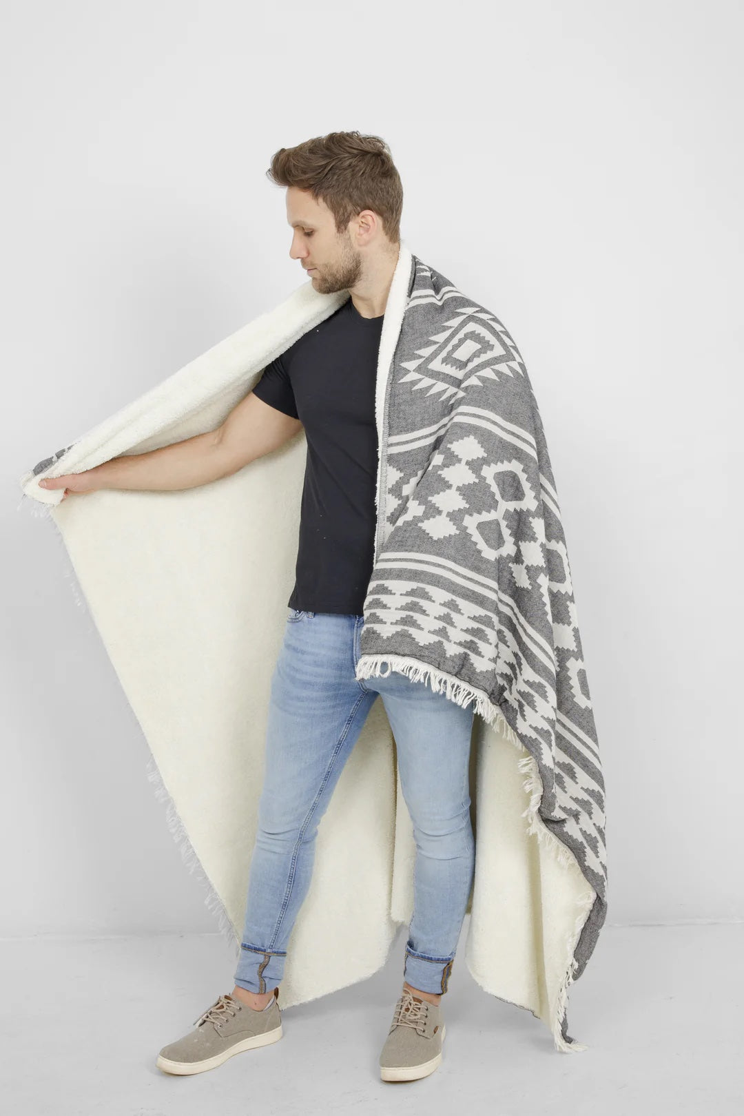 Tofino Towel Co. Beach Fleece Throw - Pewter