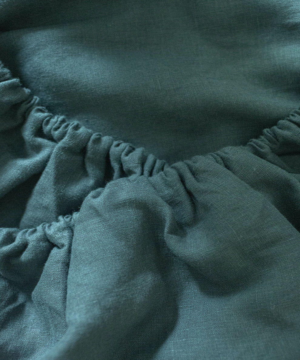 The Art of Nesting Fitted Sheet - Various