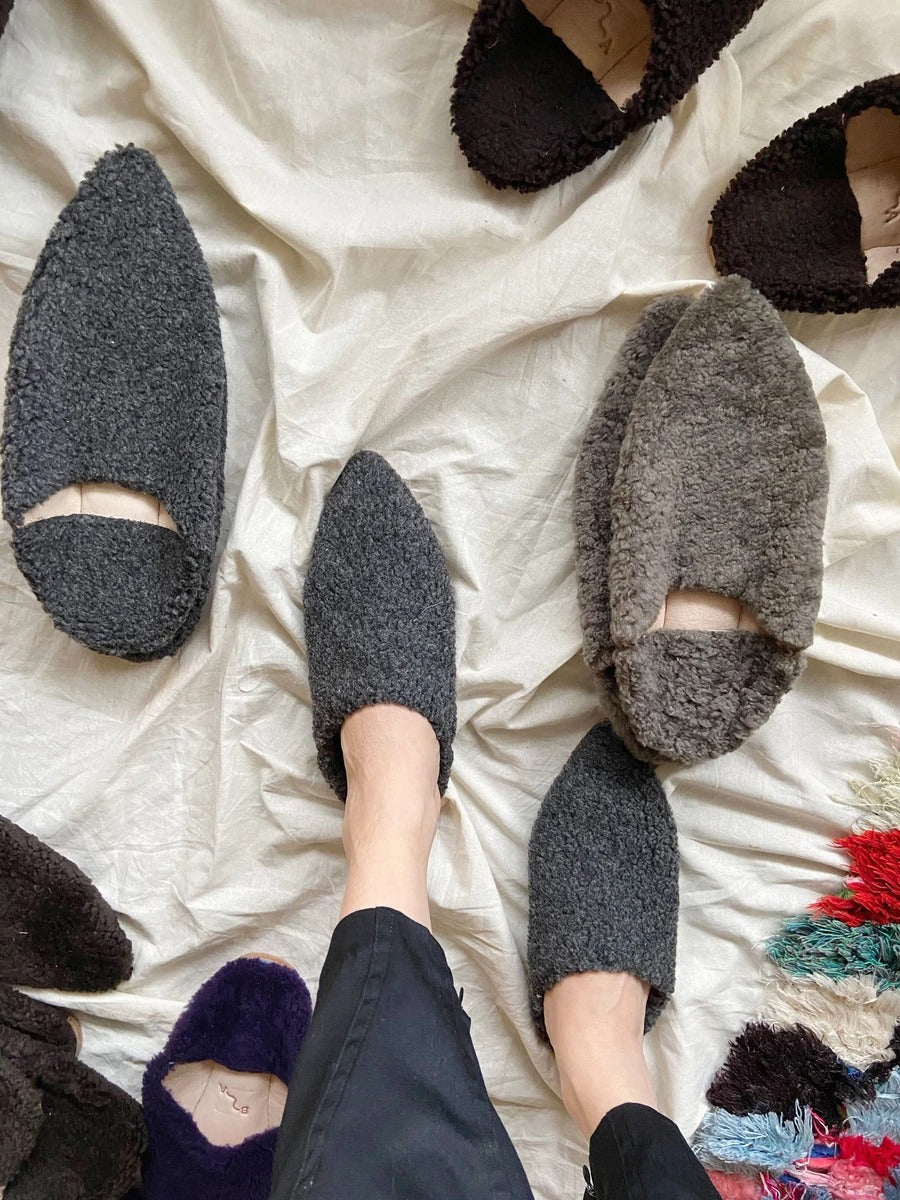 Dalia Slides in Grey
