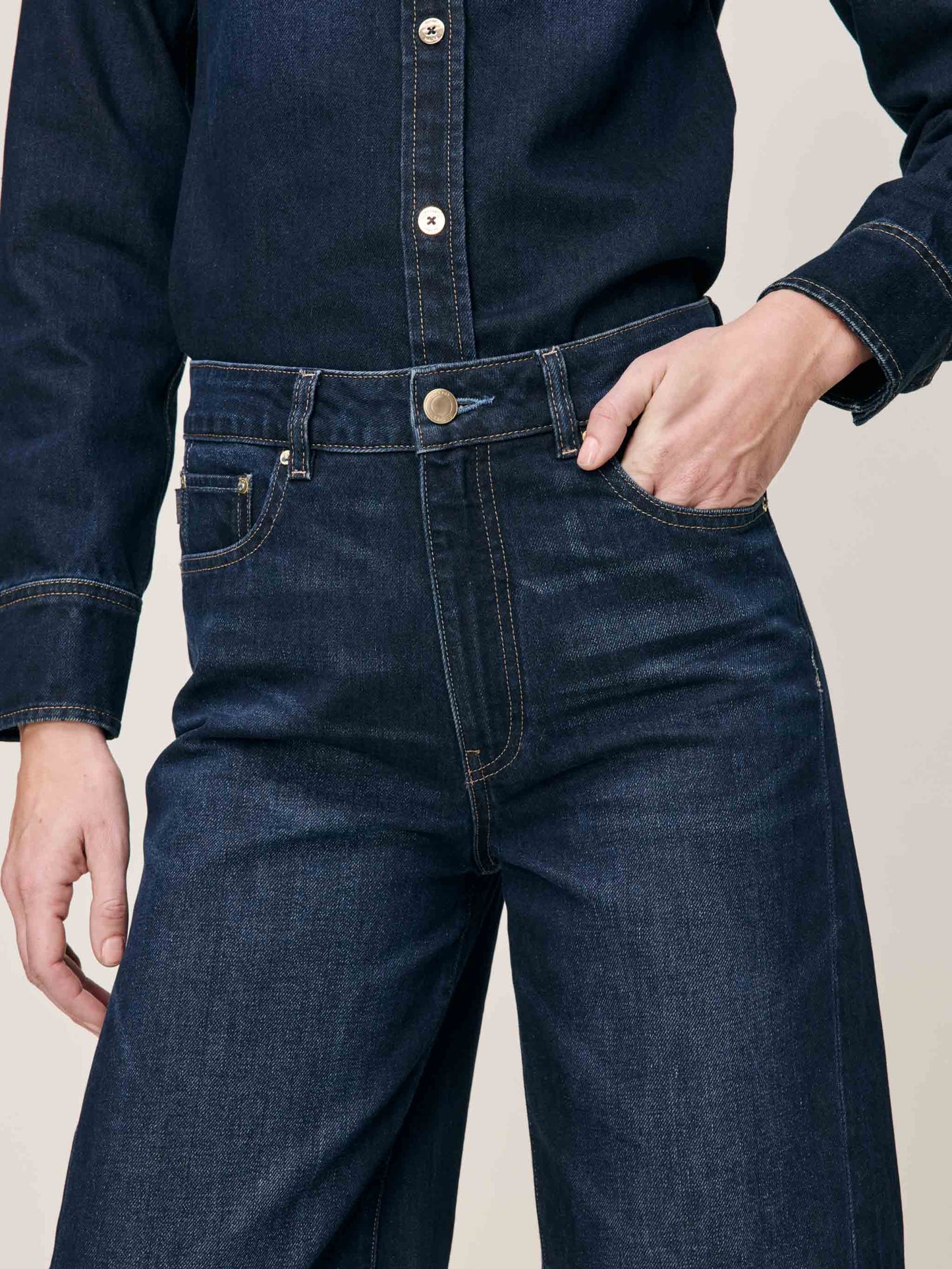 DL 1961 Miro Barrel High Rise Jeans - Ventura