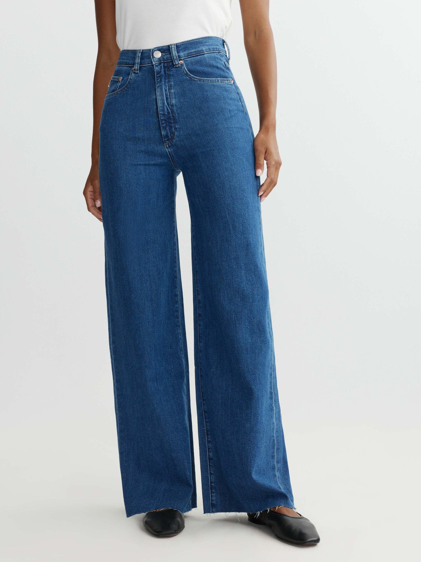 DL 1961 Hepburn Wide Leg High Rise 32" Jeans - North Beach