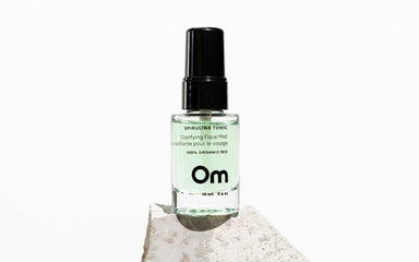 Om Organics Mini Spirulina Tonic Clarifying Face Mist: Mini (18ml)