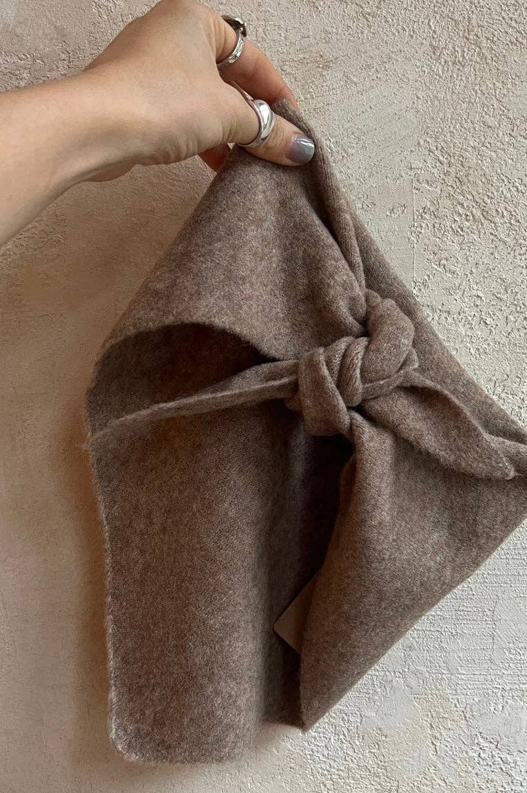 Fuzzy Wool Cravat Scart - Oatmeal