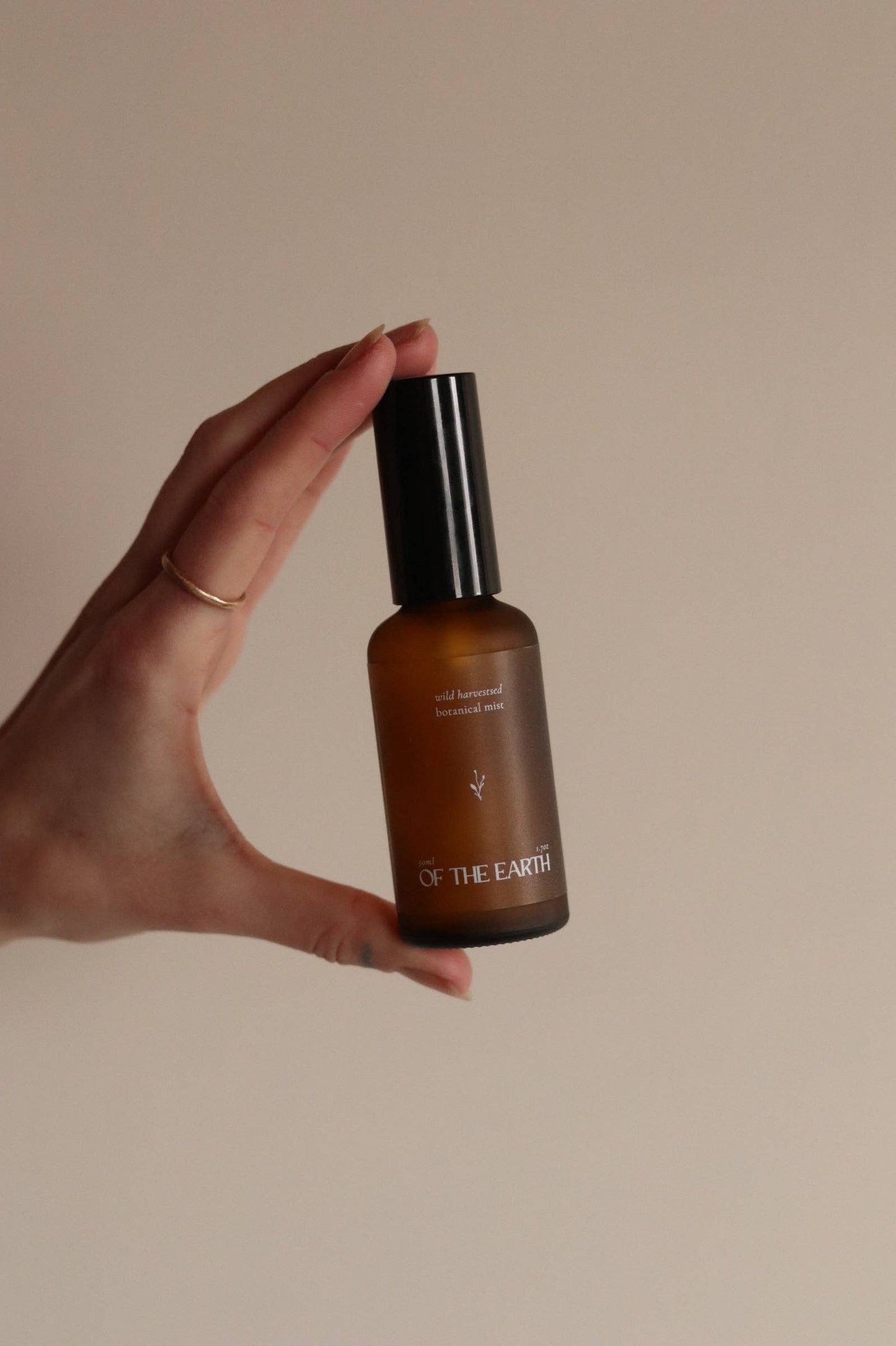 of the earth:: Juniper, Reindeer Moss & Labrador Tea Room, Body & Linen Botanical Mist
