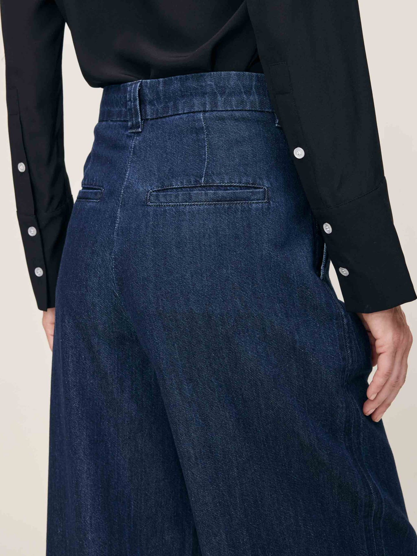 DL2961 Hepburn Wide Leg High Rise Pleated 32’’ Jeans