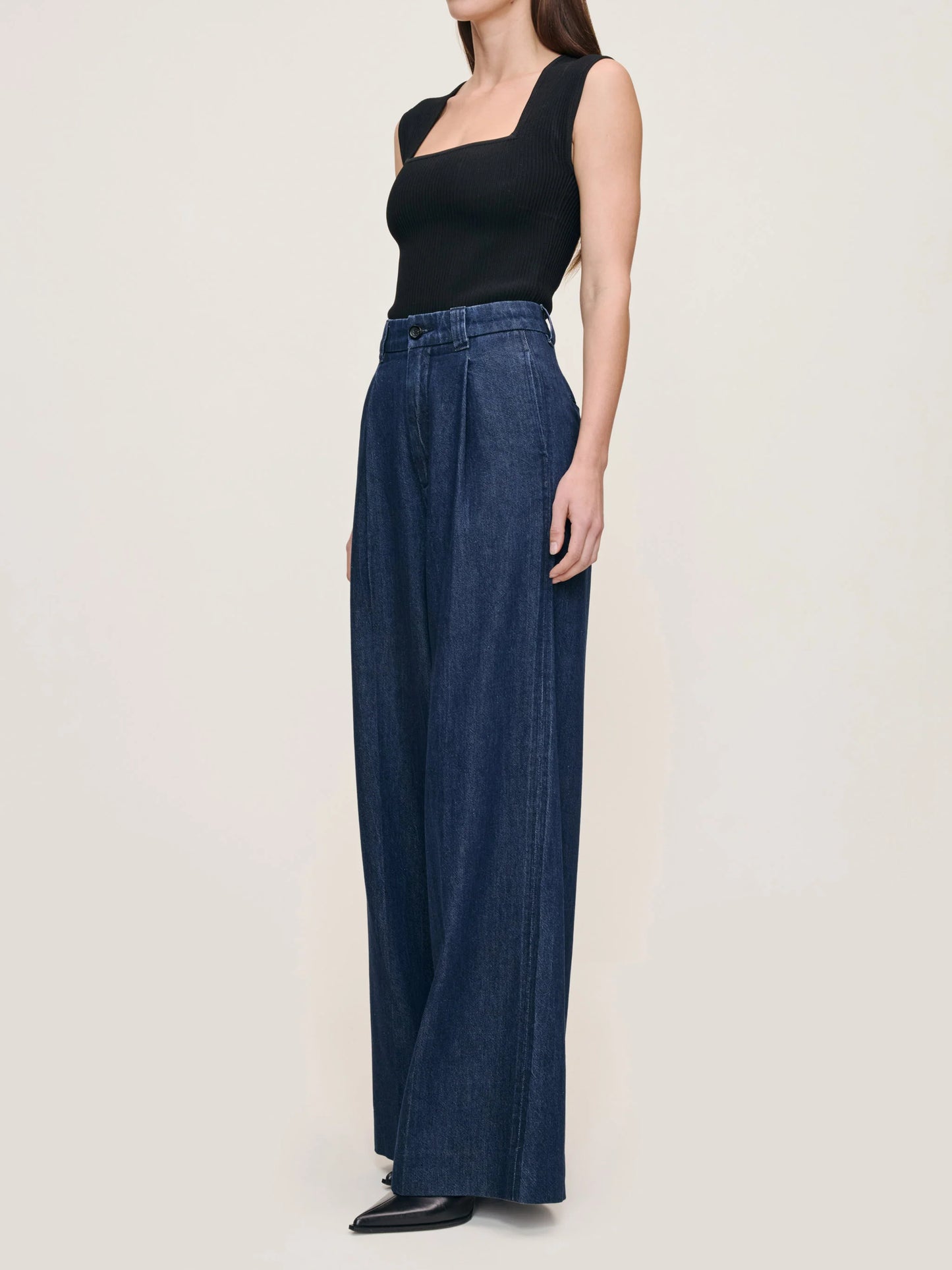 DL2961 Hepburn Wide Leg High Rise Pleated 32’’ Jeans