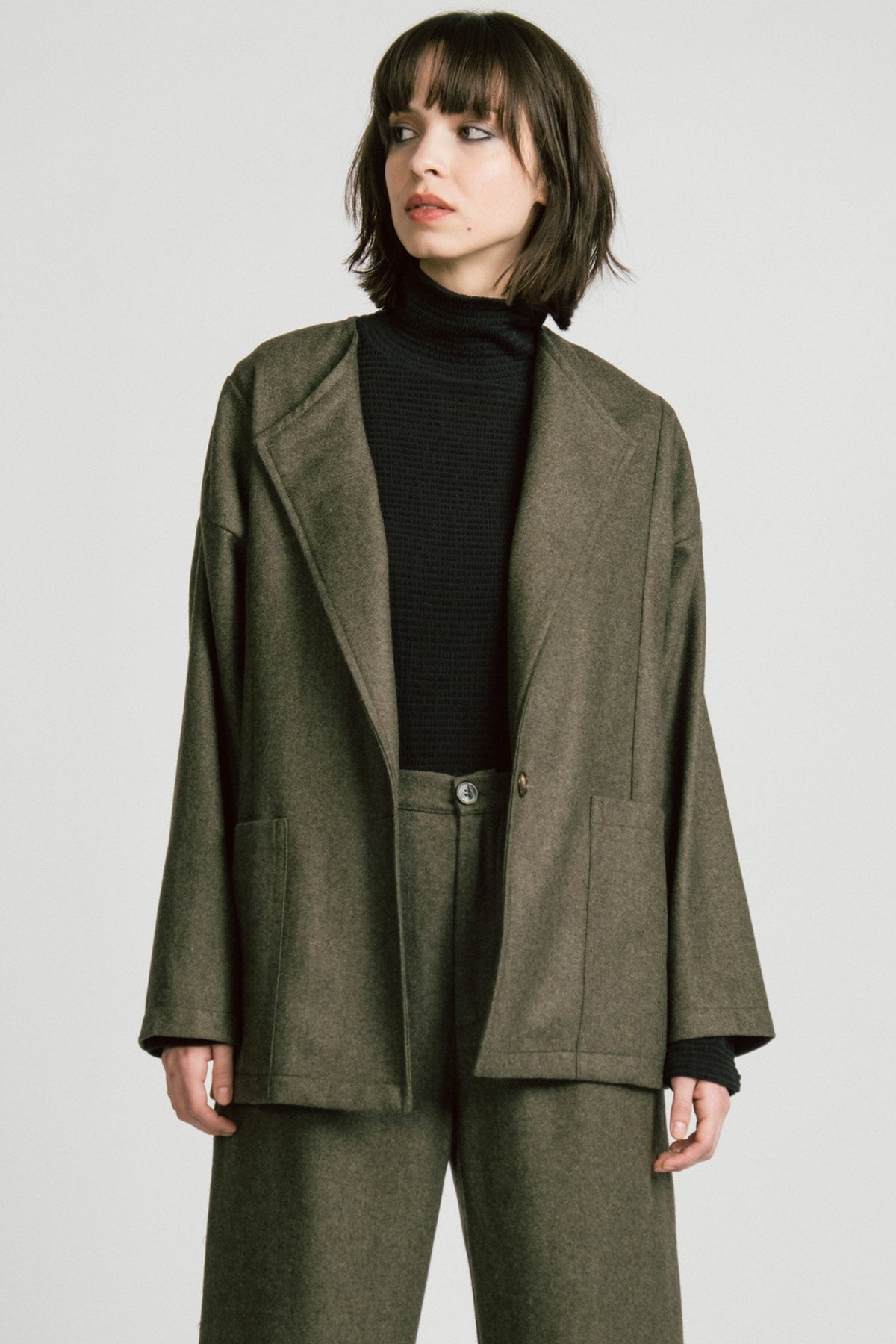 Allison Wonderland Bootes Blazer - Olive
