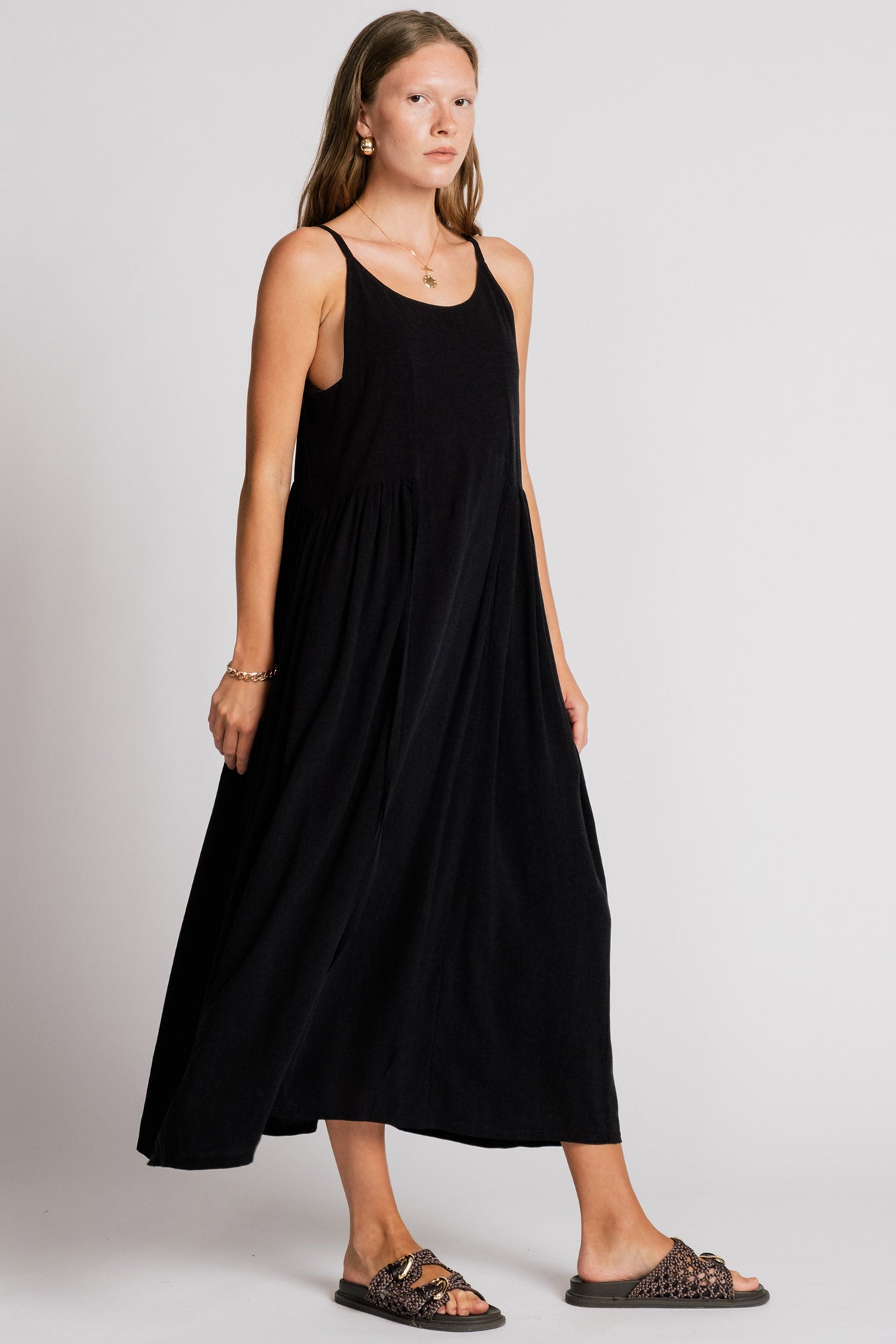 Allison Wonderland Swan Dress - Black