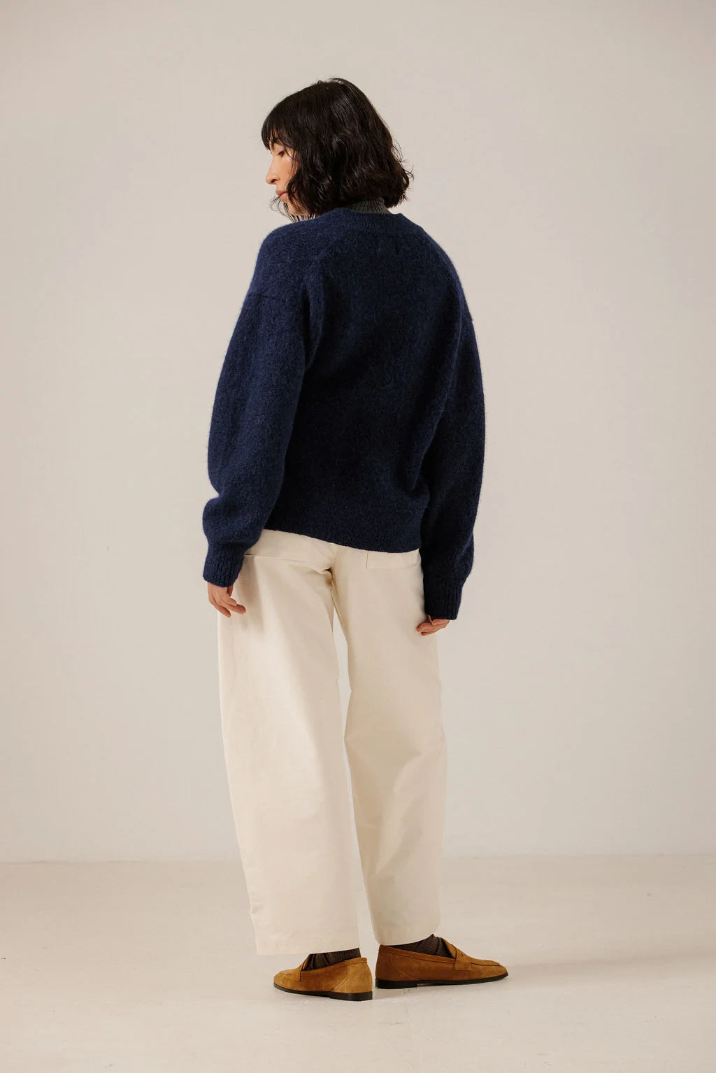 Bare Knitwear Boxy Alpaca V-Neck - Navy