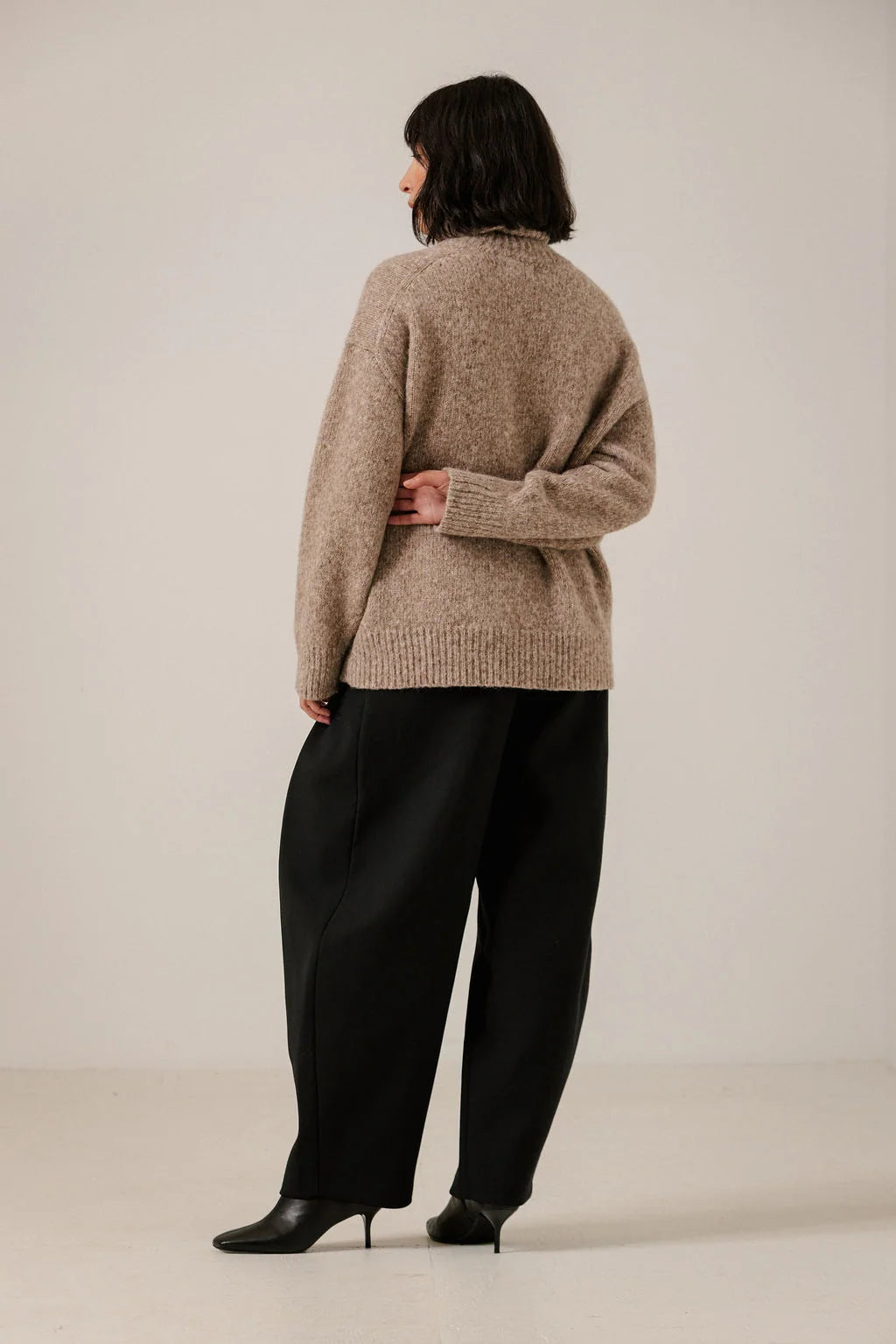 Bare Knitwear Oversized Alpaca Turtleneck - Dark Fawn