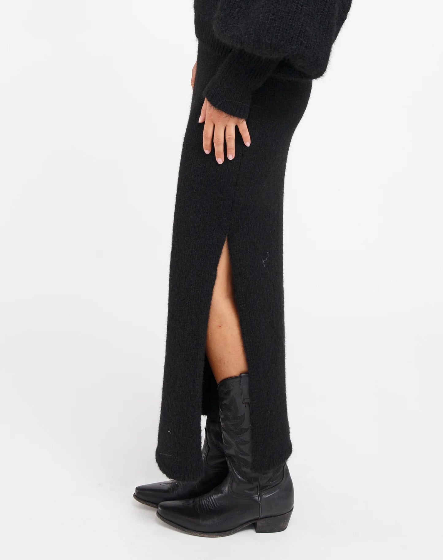Brunette the Label Victoria Midi Knit Skirt - Black