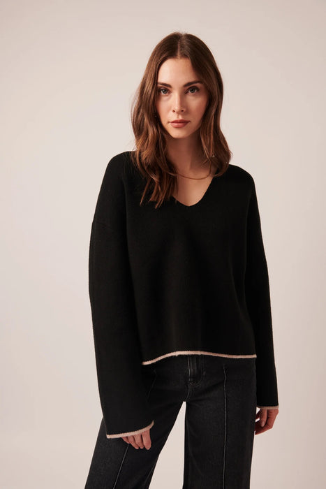 Line the Label Gaia Sweater - Noir Night