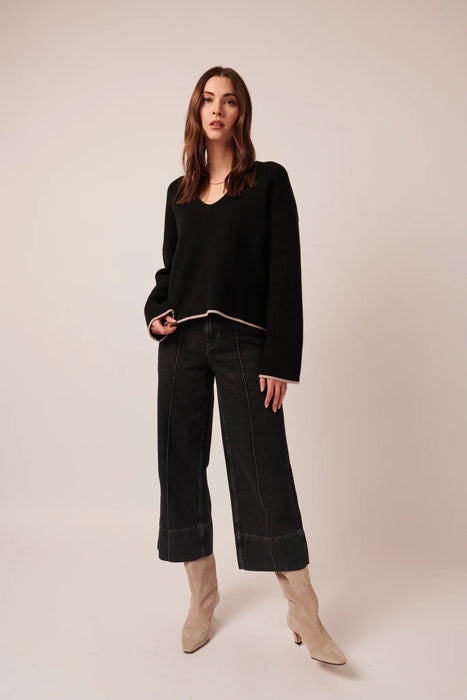 Line the Label Gaia Sweater - Noir Night