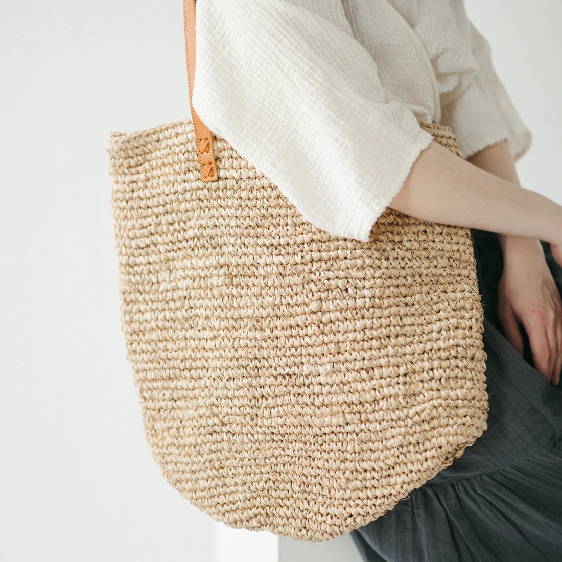 Raffia Tote - Natural
