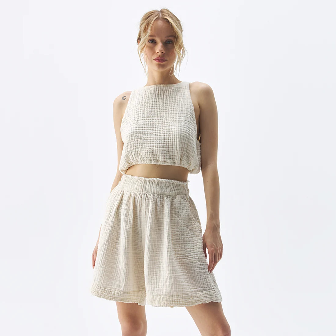 Crinkle Relaxed Shorts - Cream
