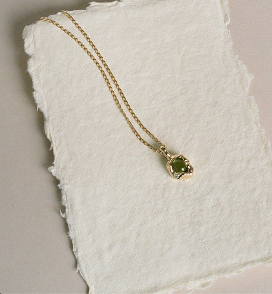 Wolf Circus Edith Necklace - Peridot and Gold
