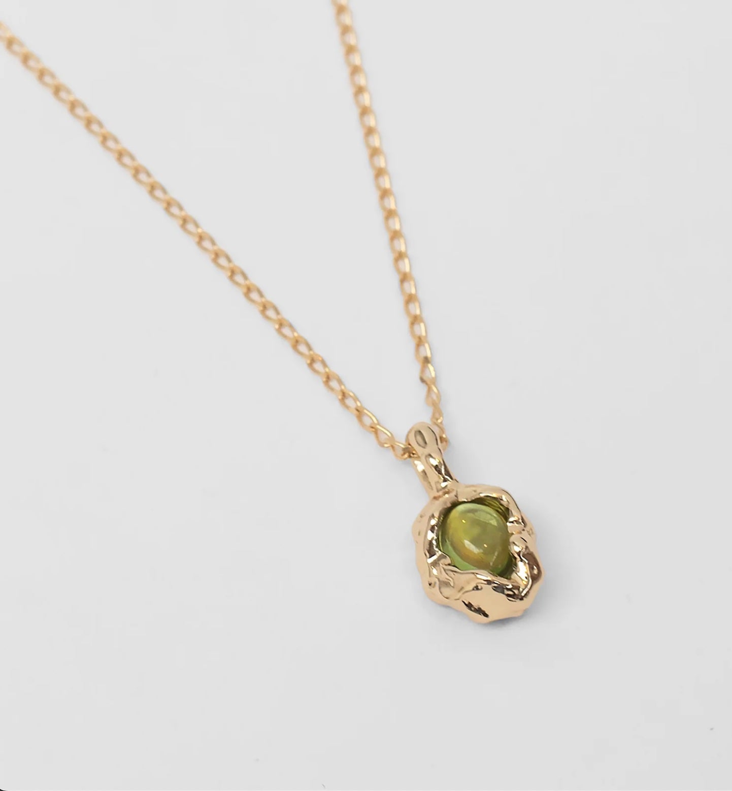 Wolf Circus Edith Necklace - Peridot and Gold