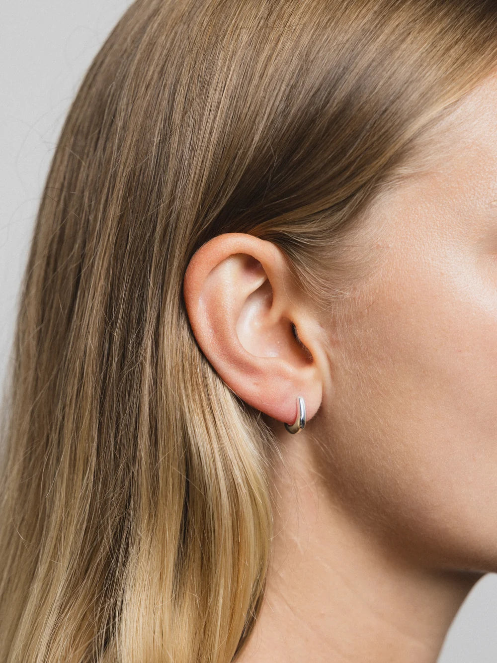 Wolf Circus Molly Hoops - Silver
