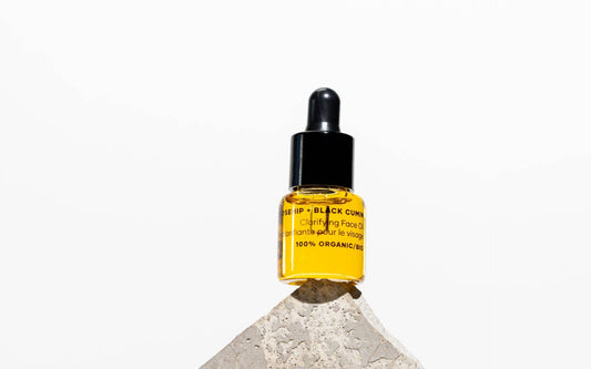 Om Organics Rosehip + Black Cumin Clarifying Face Oil - Mini