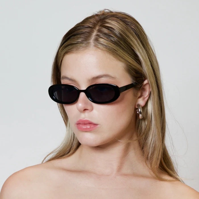 Shady Lady Kenzie Sunglasses - Black