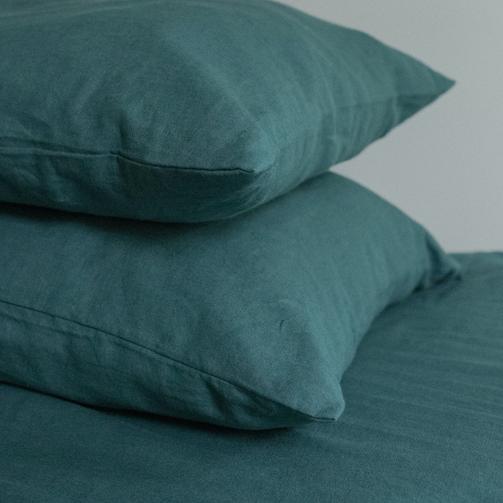 The Art of Nesting Pillowcases - Various