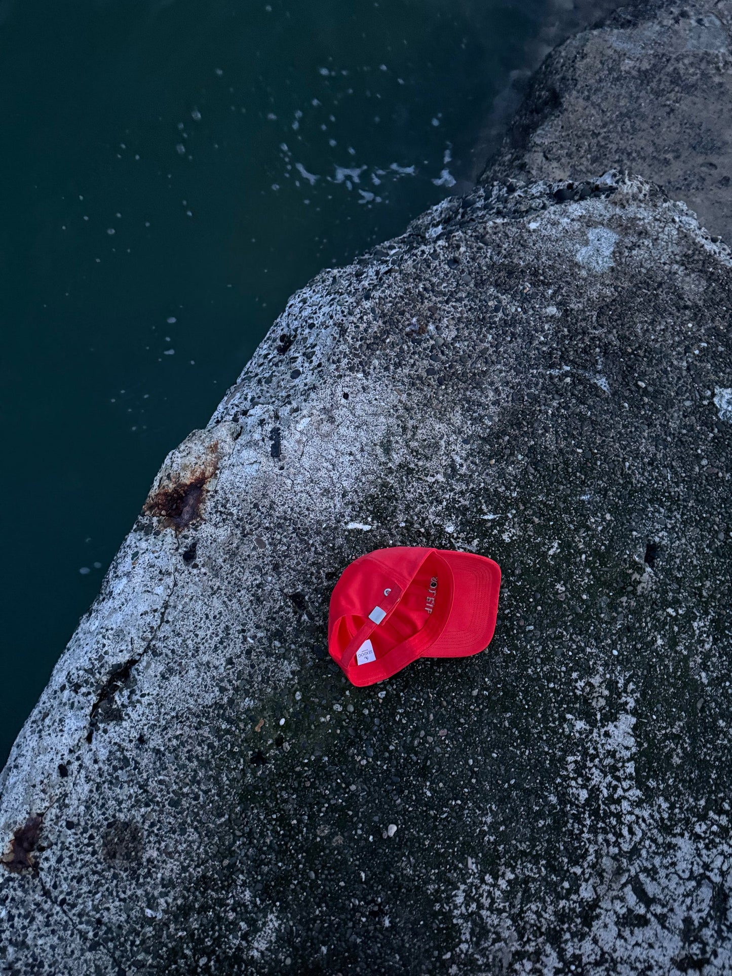 SeaDog Designs Organic Cotton Cap in Lifeguard - Soleil
