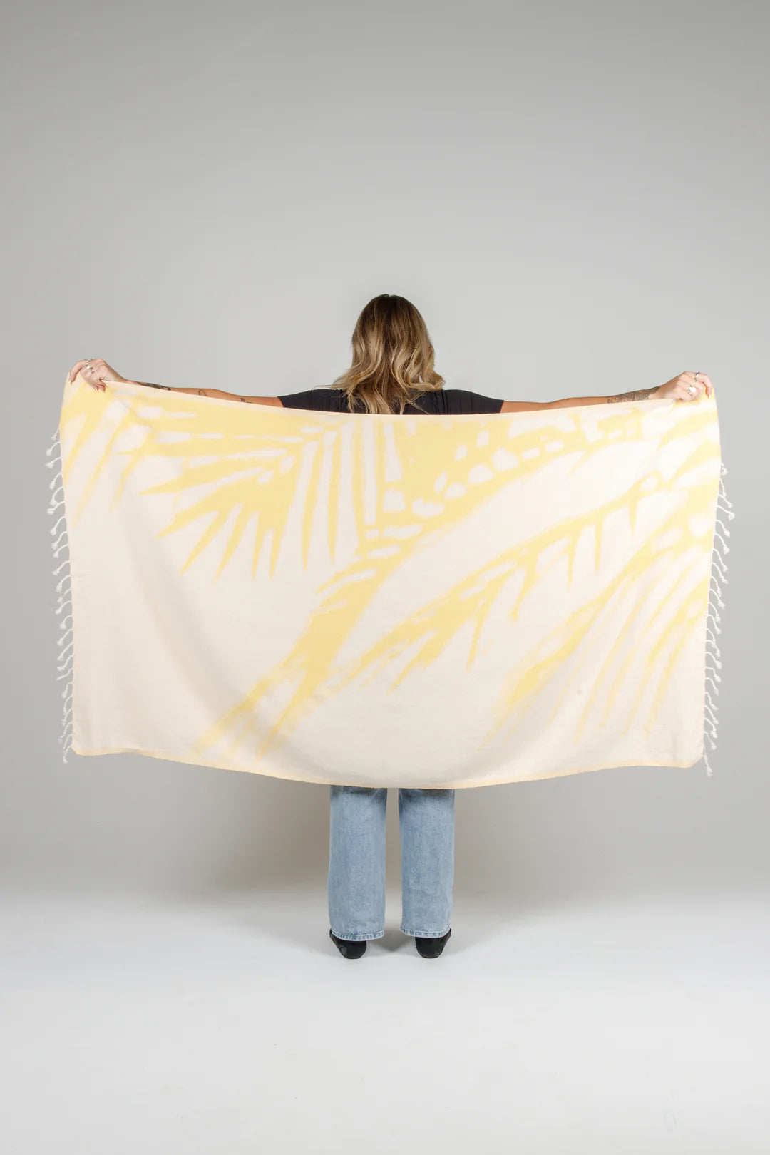Tofino Towel Co. The Somers Palm Turkish Towel - Apricot