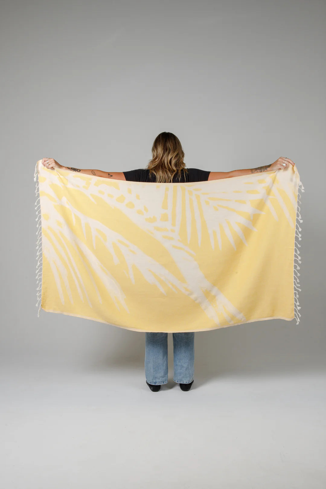 Tofino Towel Co. The Somers Palm Turkish Towel - Apricot
