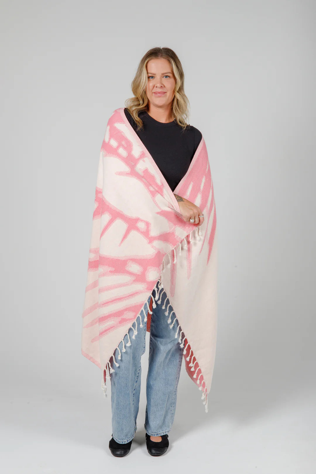 Tofino Towel Co. The Somers Palm Turkish Towel - Pink