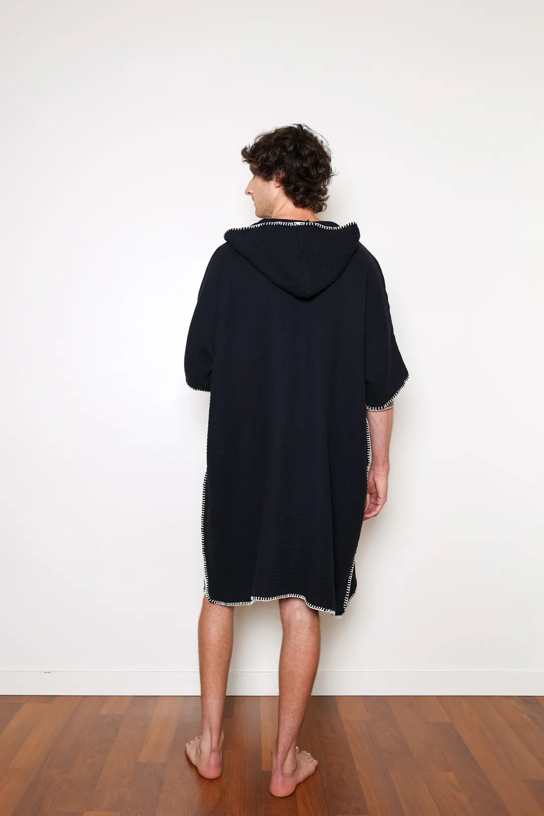Tofino Towel Co. Long Unisex Muslin Surf Poncho - Black