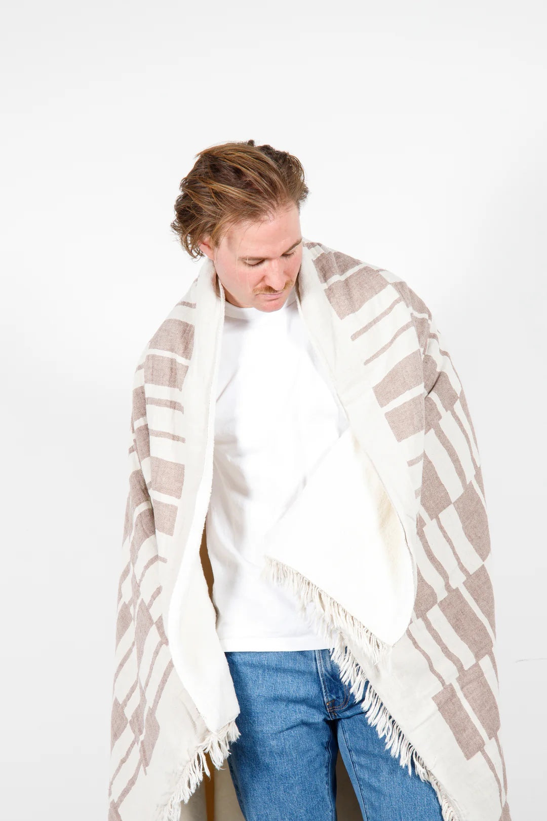 Tofino Towel Co. Vance Fleece Throw - Walnut