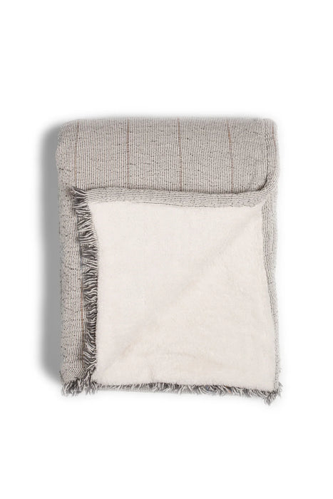 The Everest Throw - Grey