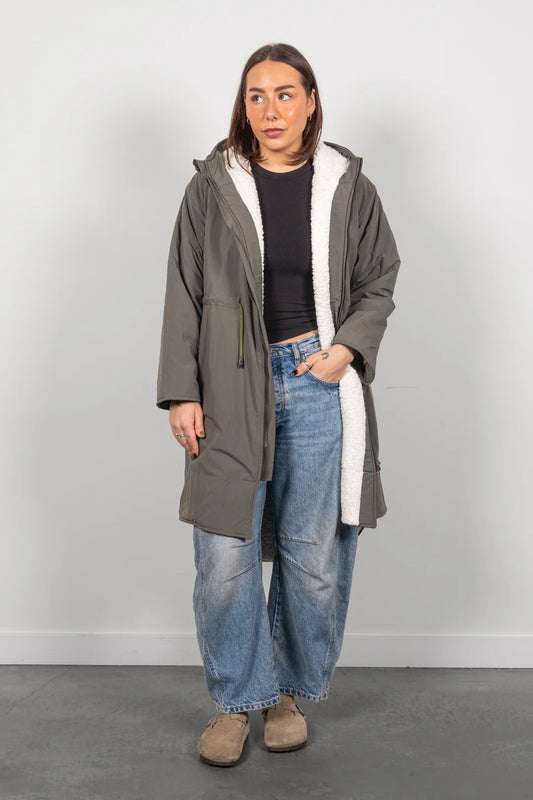 Tofino Towel Co. The Plunge Water-Resistant Unisex Poncho Jacket